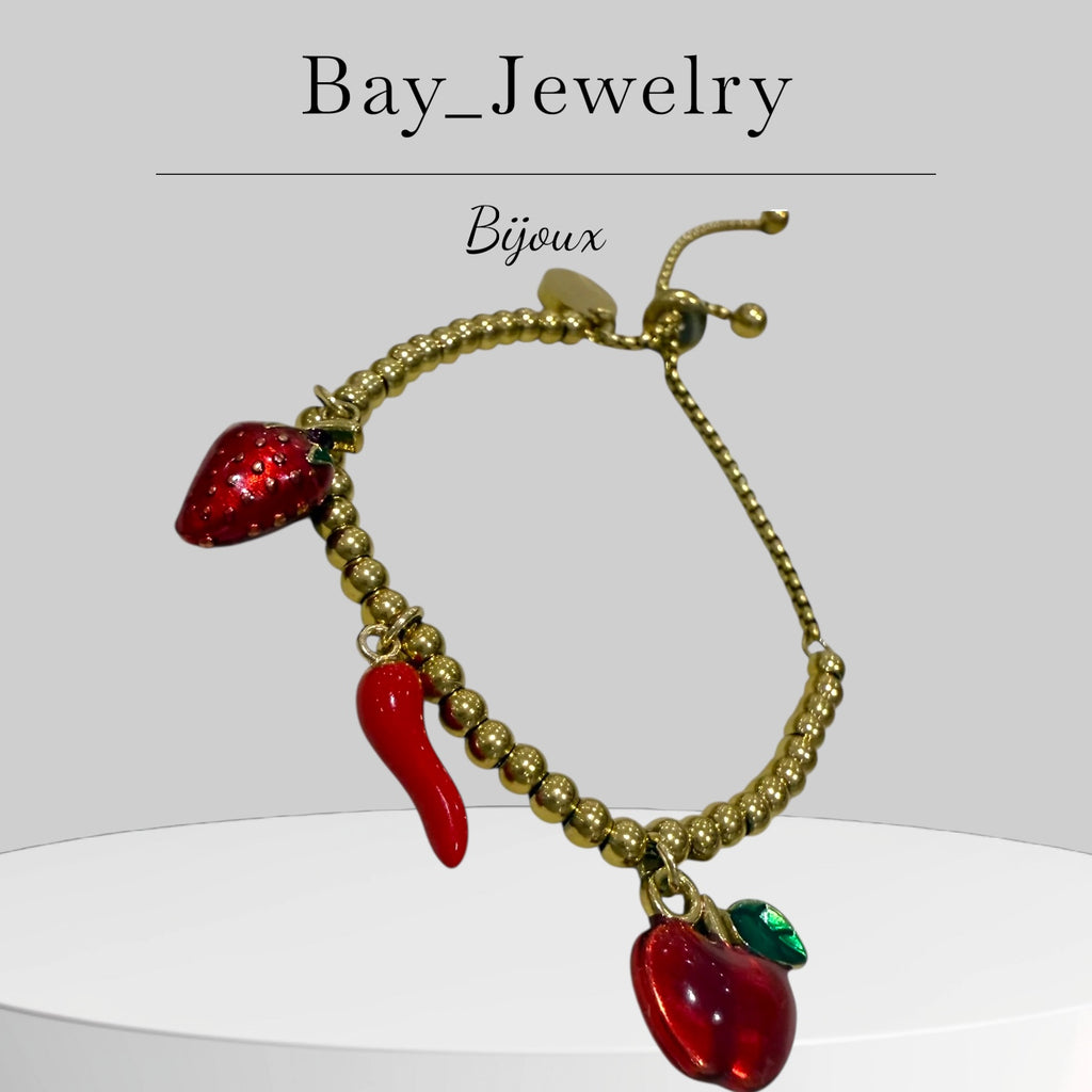 Le bracelet breloque Naomy